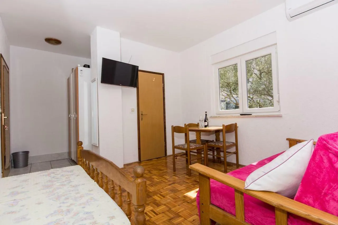 Apartmani Barun Trogir 0*,